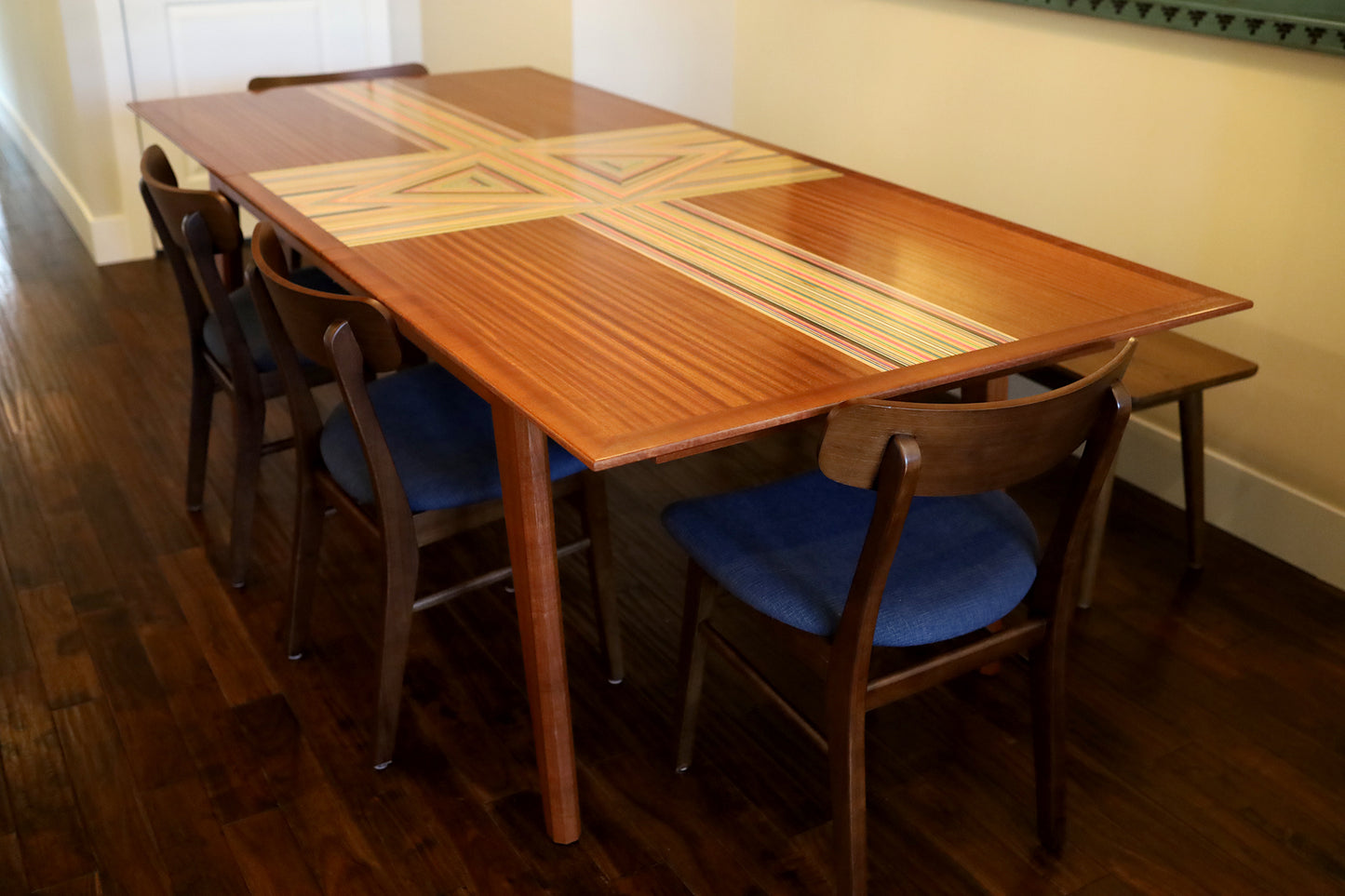 ‘XXYY' DINING TABLE