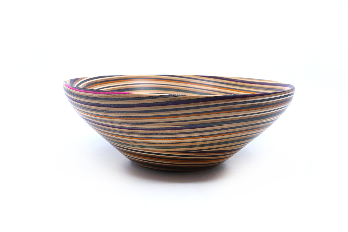 'WAVE' SKATEBOARD BOWL