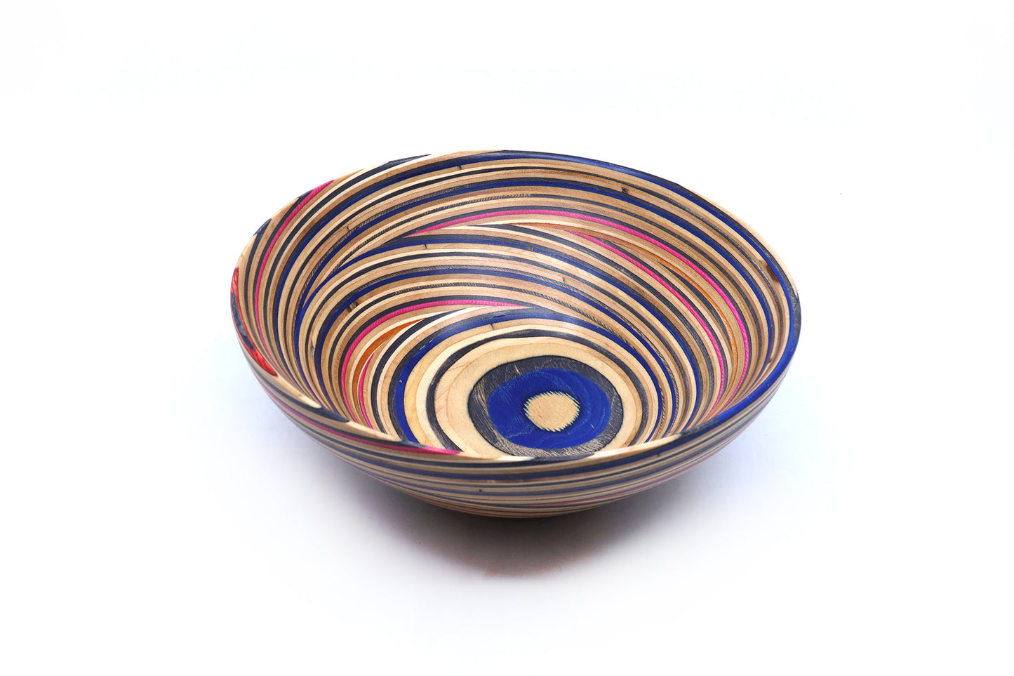 'WAVE' SKATEBOARD BOWL