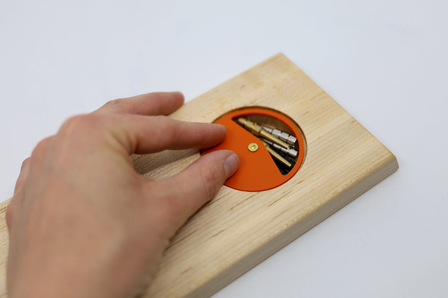 SKATEBOARD CRIBBAGE BOARDING