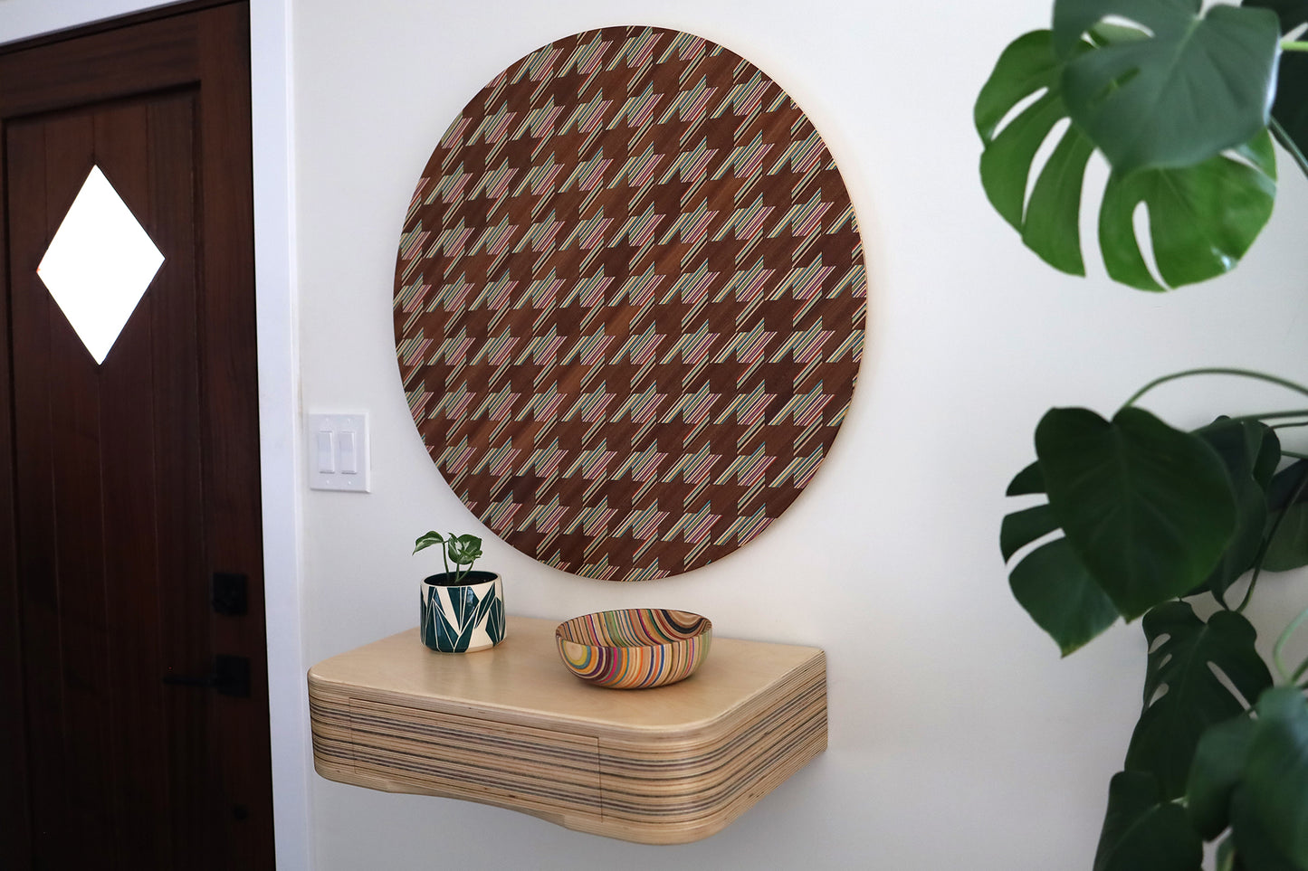 'HOUNDSTOOTH' CIRCULAR WALL ART