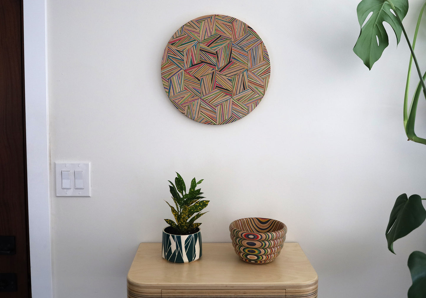 CIRCULAR GEOMETRIC WALL ART