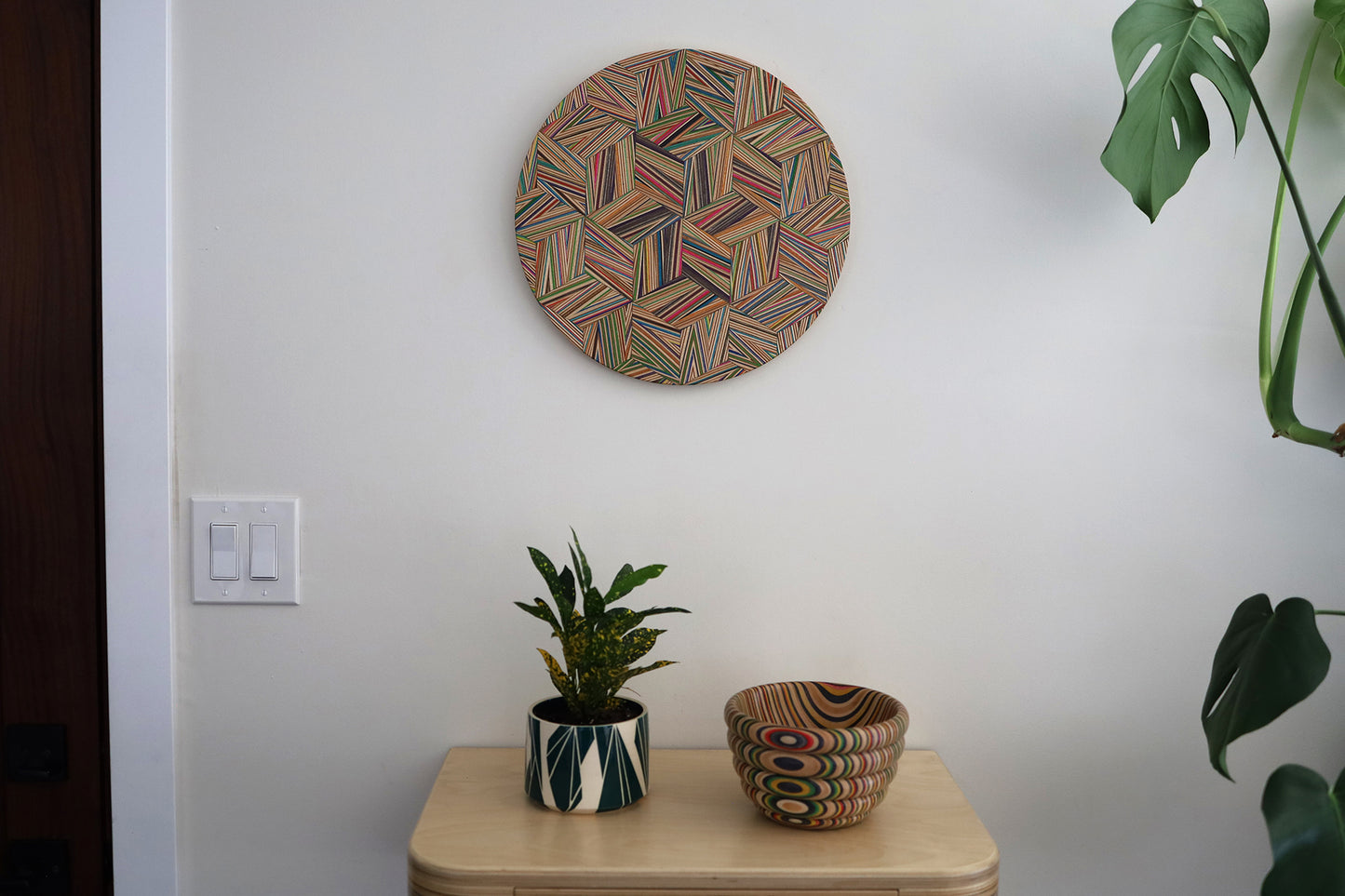CIRCULAR GEOMETRIC WALL ART