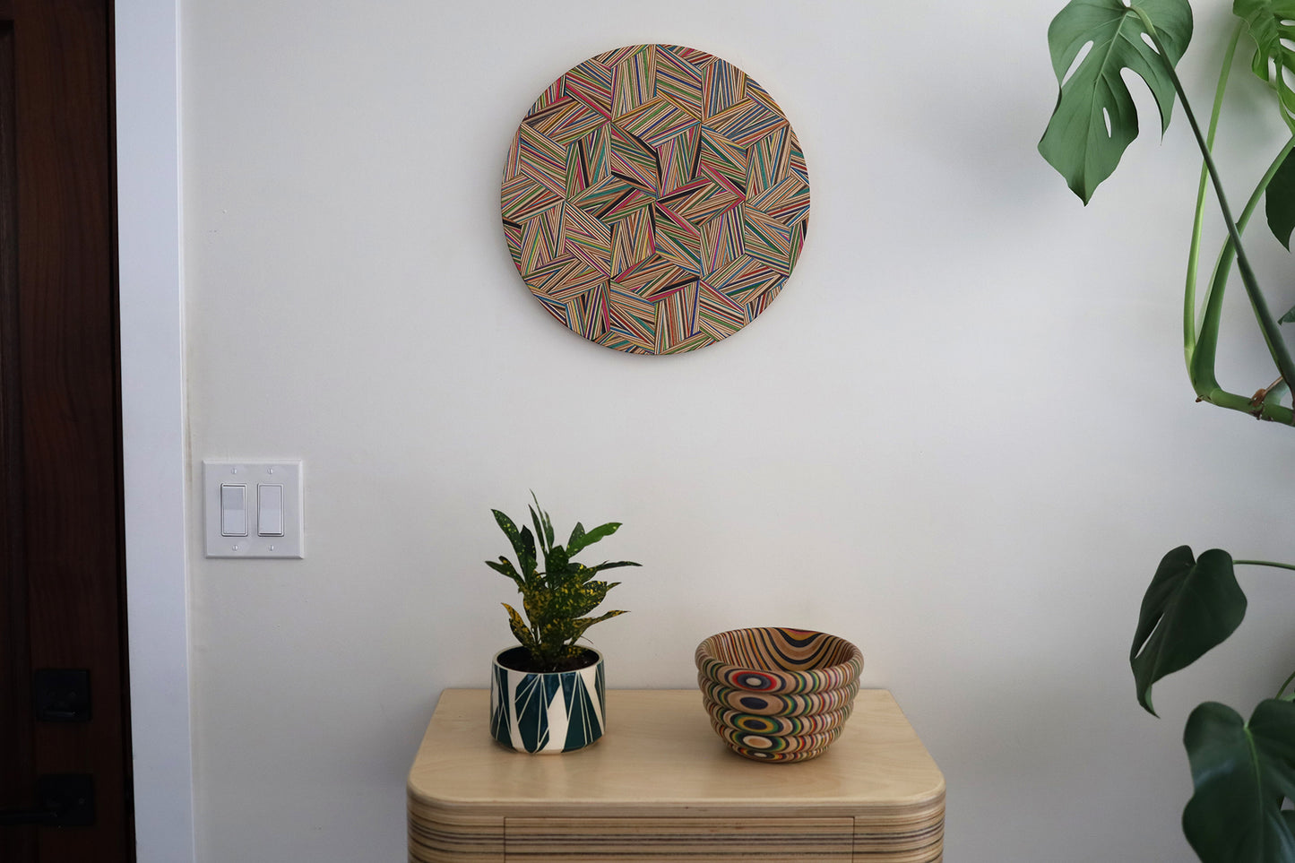 CIRCULAR GEOMETRIC WALL ART