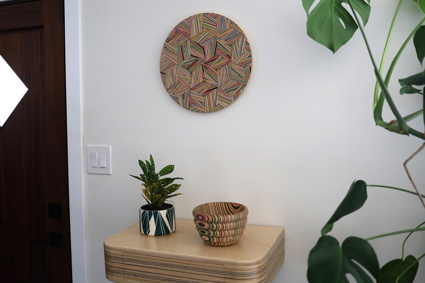 CIRCULAR GEOMETRIC WALL ART