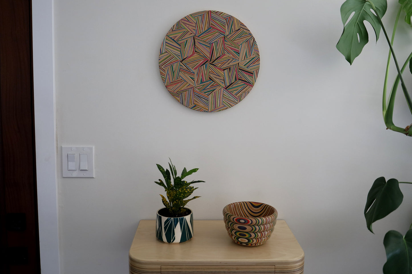 CIRCULAR GEOMETRIC WALL ART