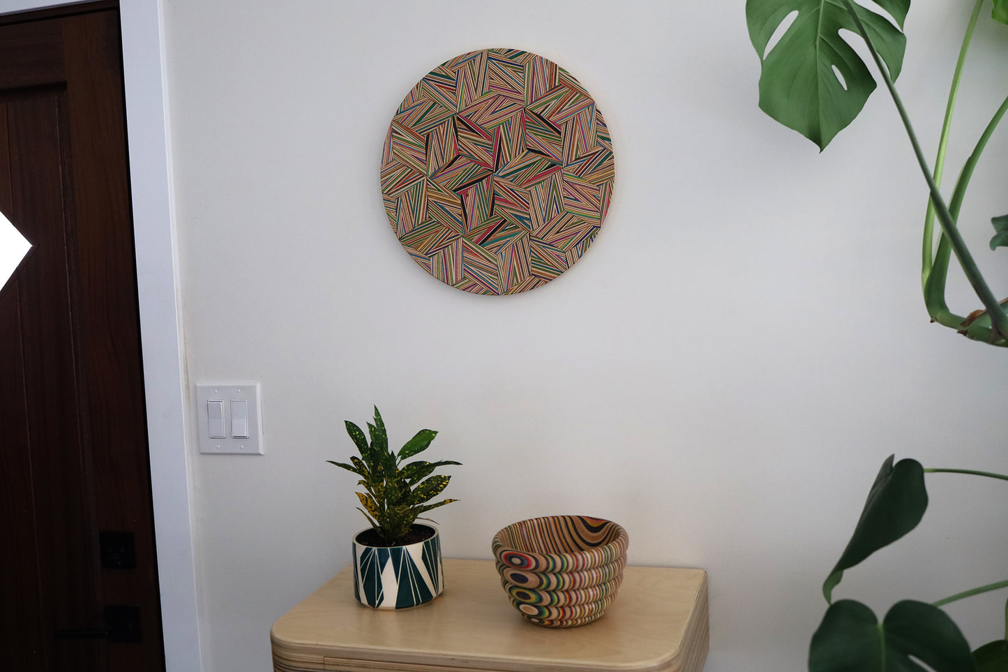 CIRCULAR GEOMETRIC WALL ART