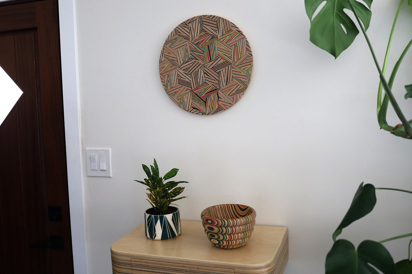 ZIGZAG CIRCULAR WALL ART