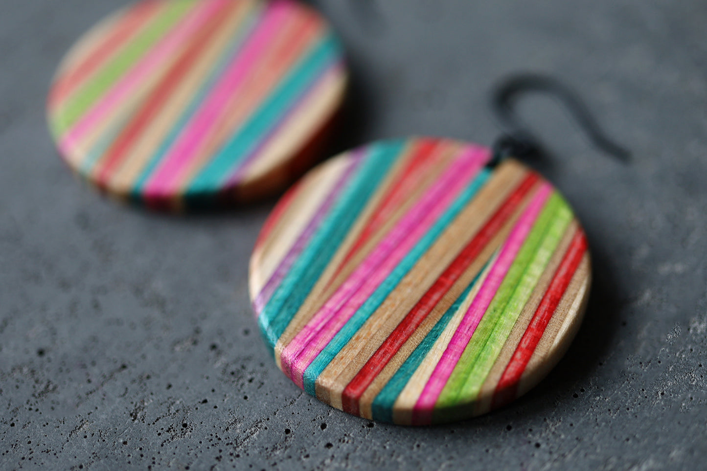 ZIGZAG DANGLE EARRINGS