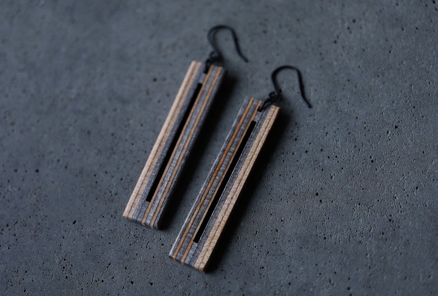 BAR DANGLE EARRINGS