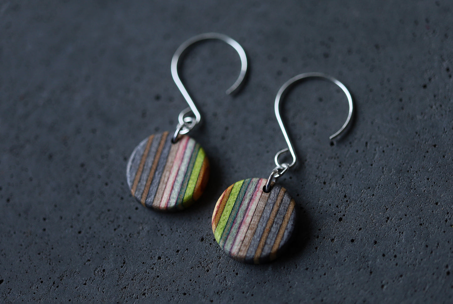 BALLOON DANGLE EARRINGS