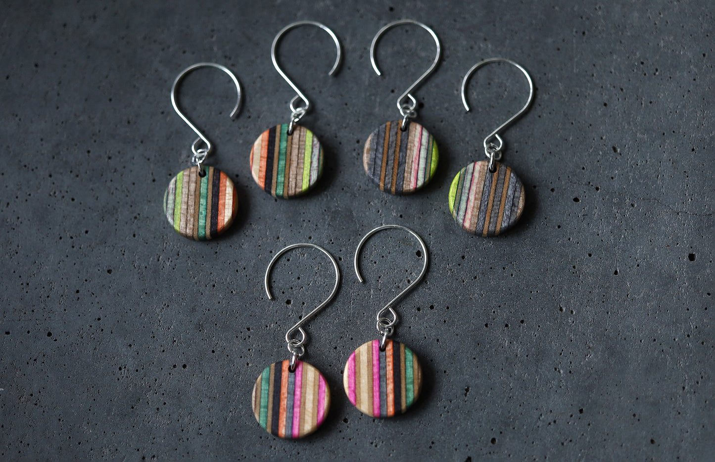 BALLOON DANGLE EARRINGS