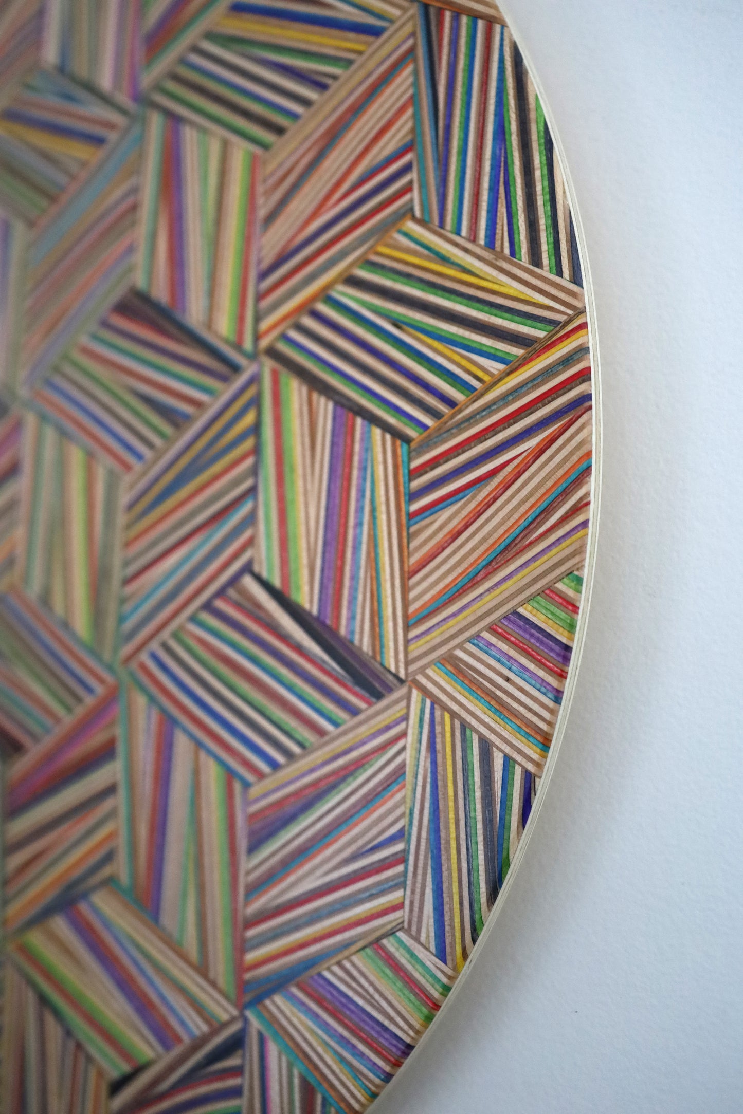 ZIGZAG CIRCULAR WALL ART