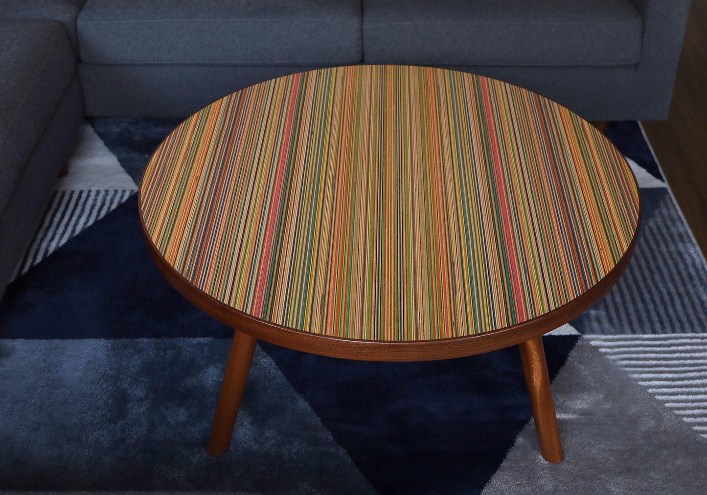 ‘XY’ ROUND COFFEE TABLE
