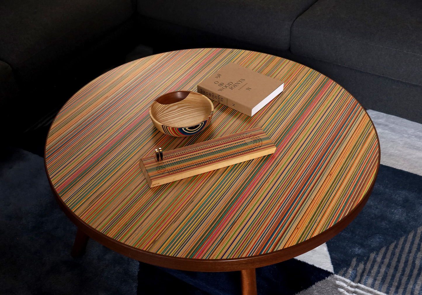 ‘XY’ ROUND COFFEE TABLE