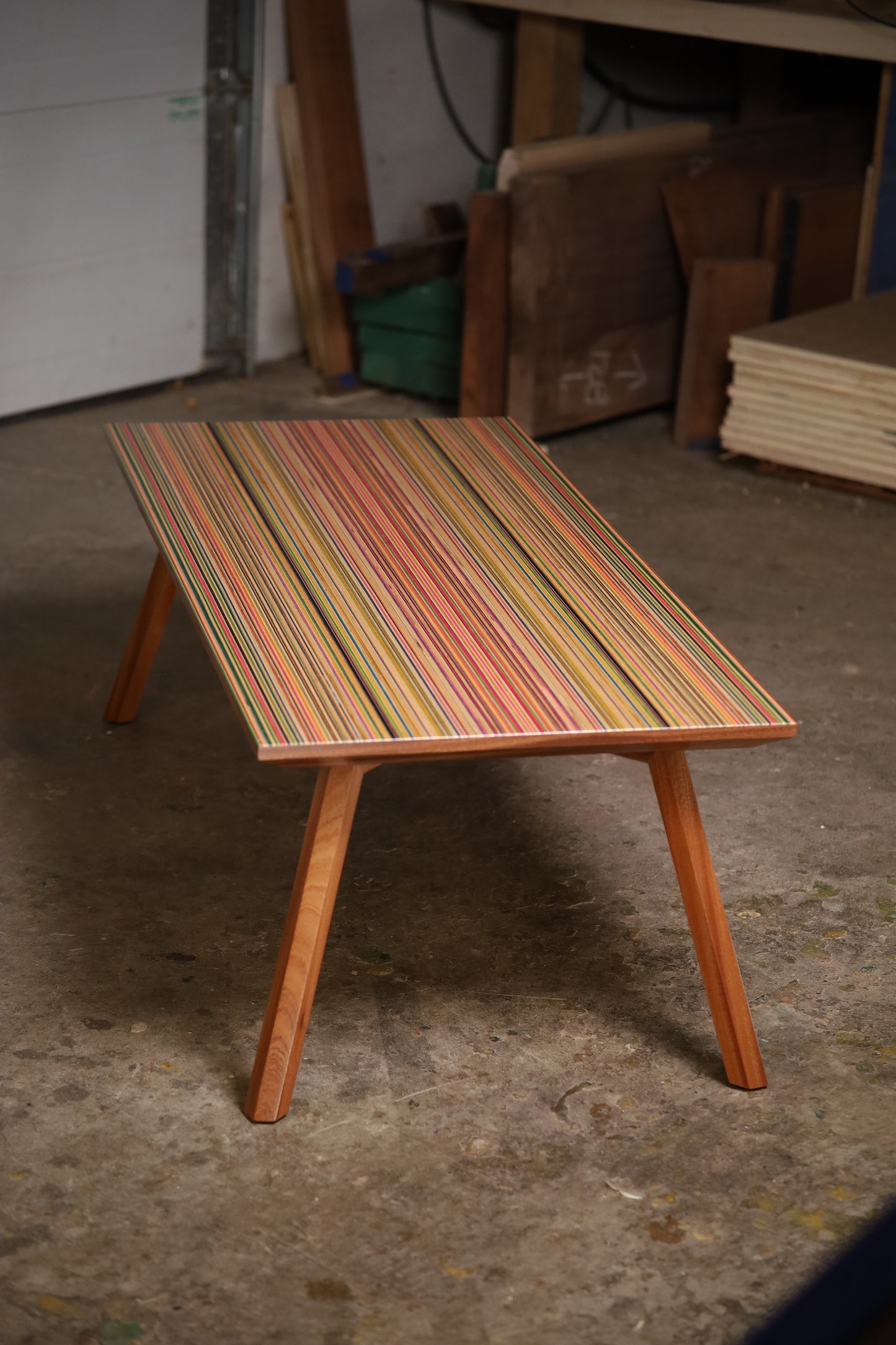 'XY' COFFEE TABLE