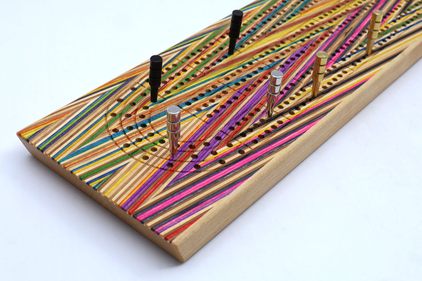 ZIGZAG SKATEBOARD CRIBBAGE BOARD
