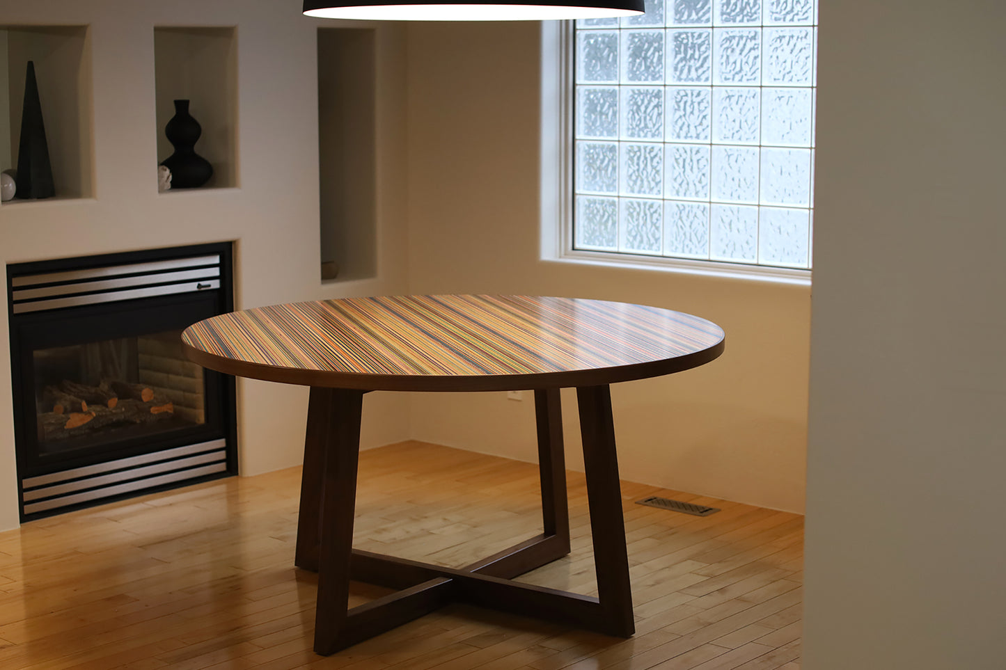 'XO' DINING TABLE