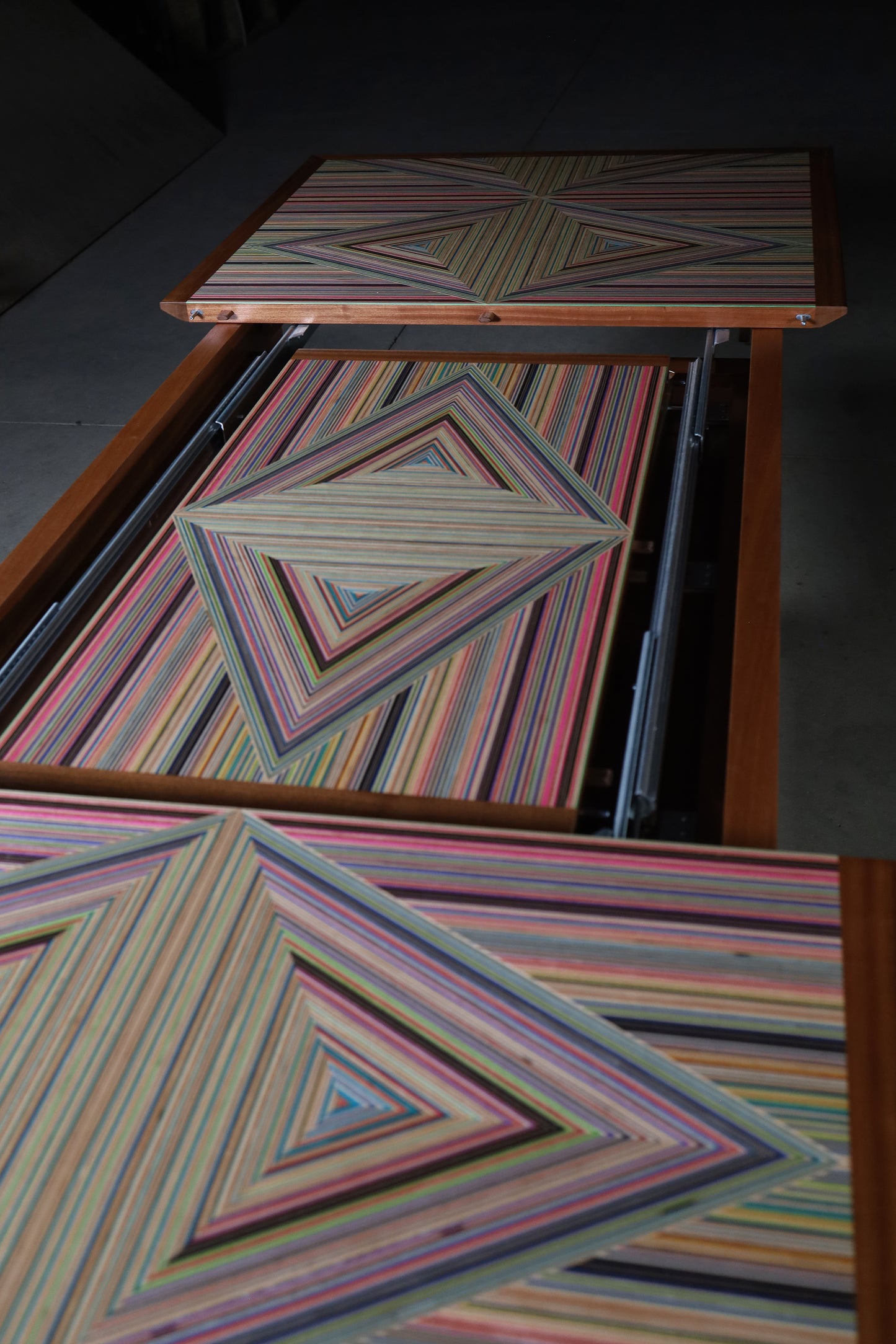 ‘XXYY' DINING TABLE