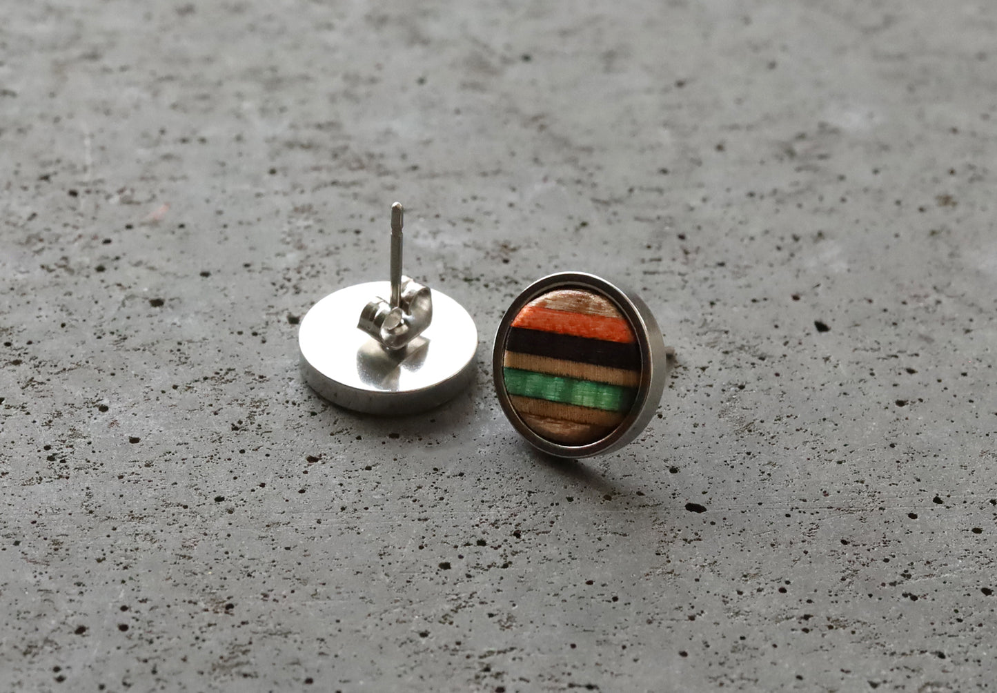 LARGE ROUND STUD EARRINGS