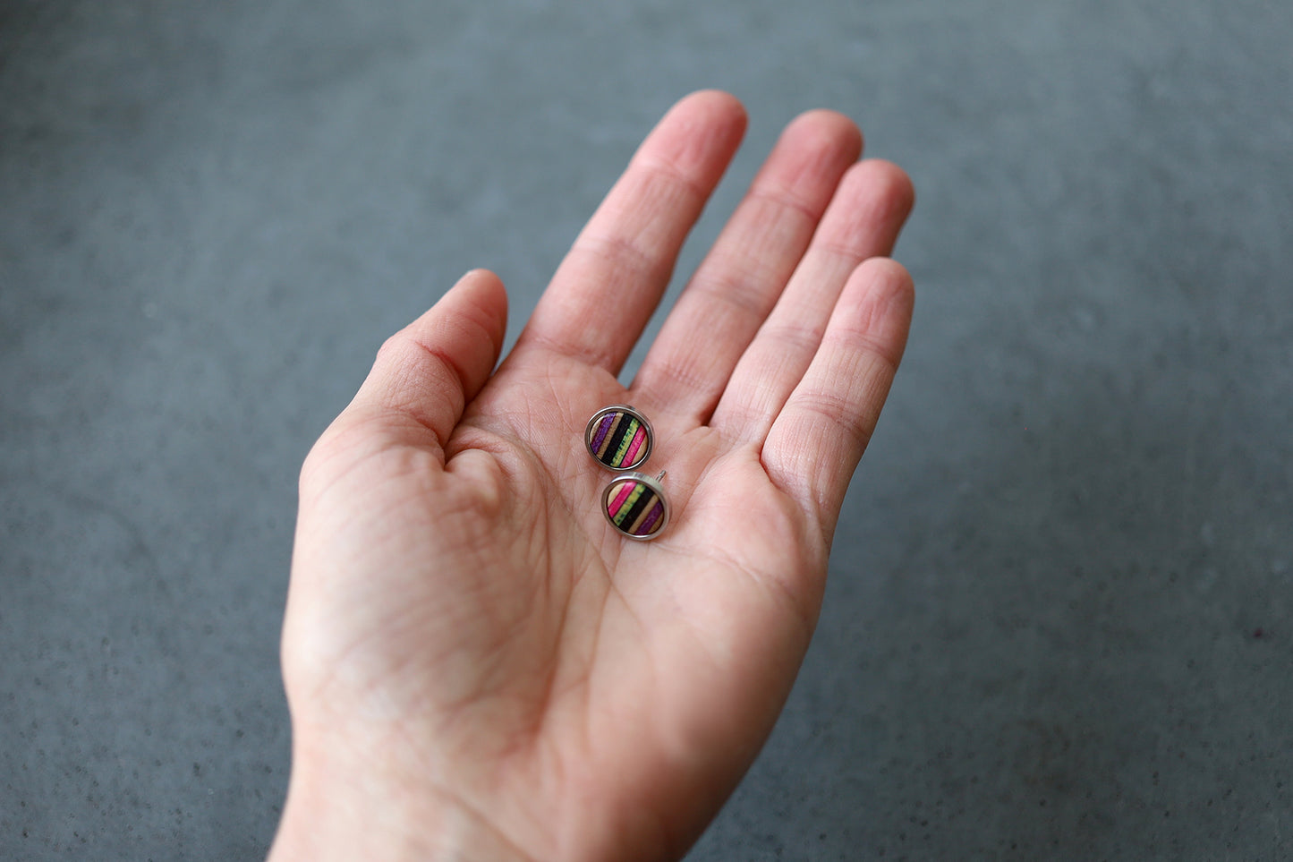 LARGE ROUND STUD EARRINGS