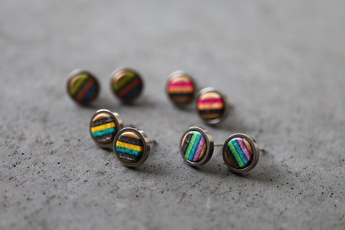 SMALL ROUND STUD EARRINGS