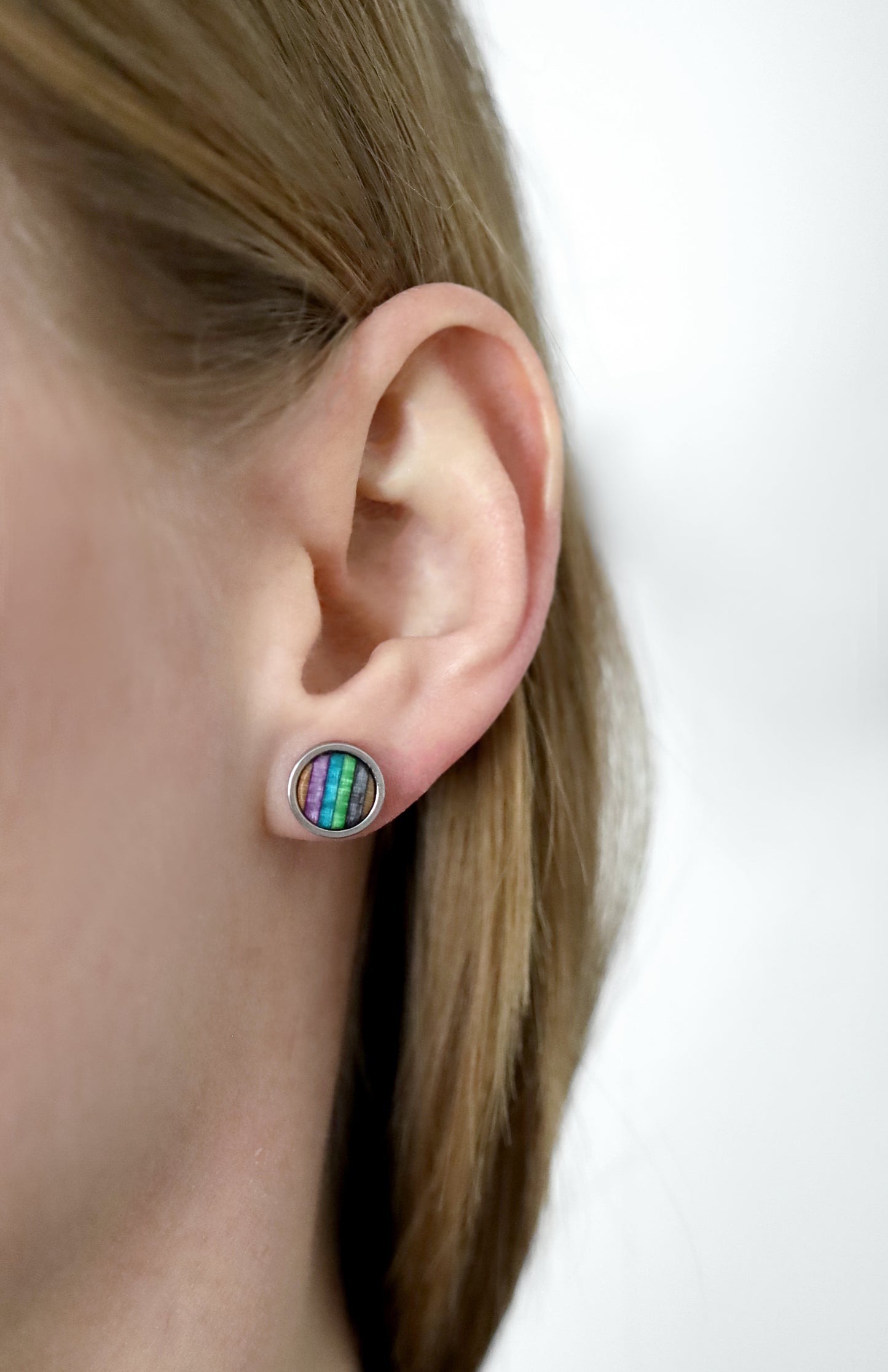 SMALL ROUND STUD EARRINGS
