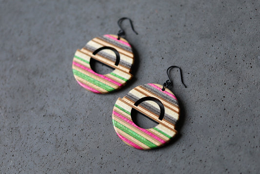 ROUNDBOIS DANGLE EARRINGS
