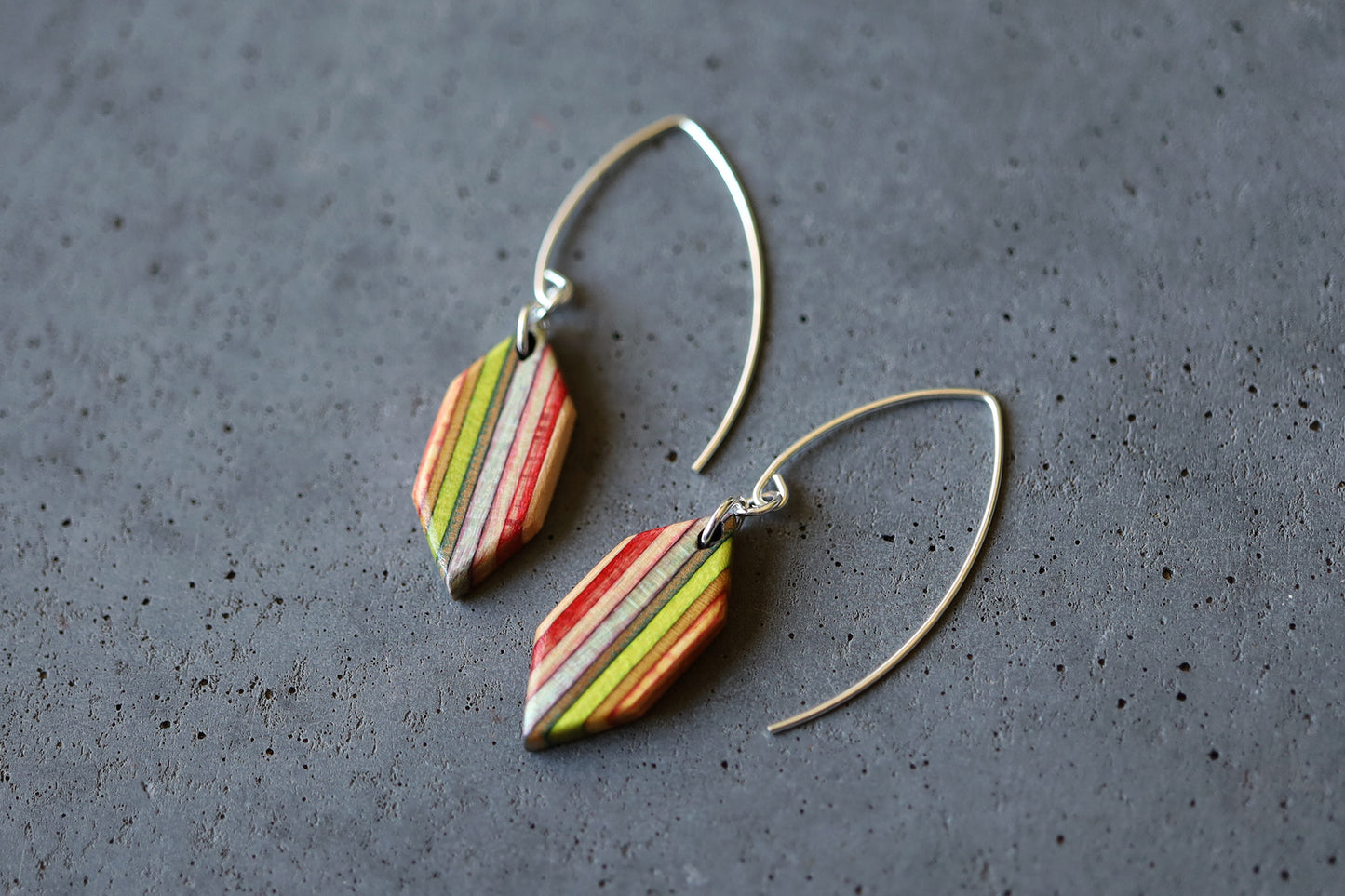 HEXALONG DANGLE EARRINGS