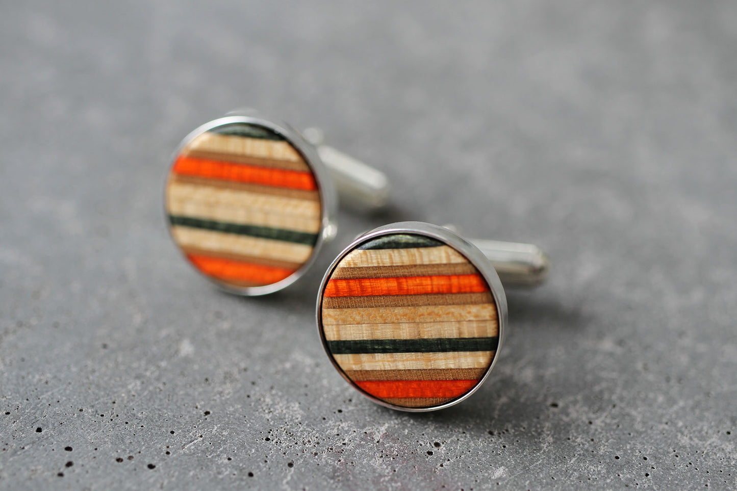 SKATEBOARD CUFFLINKS