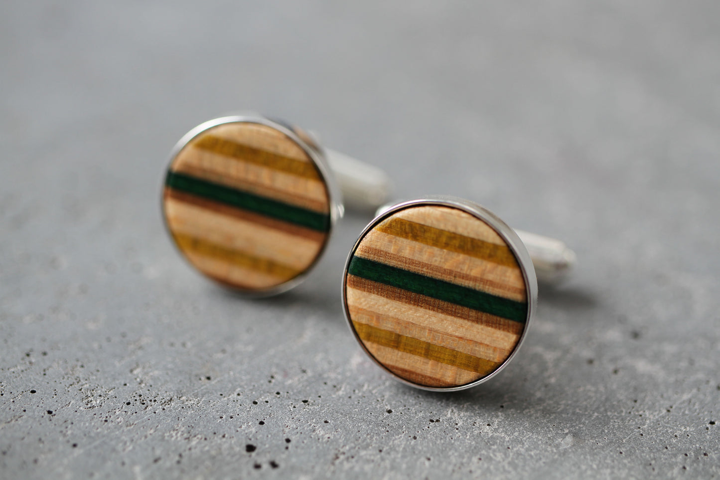 SKATEBOARD CUFFLINKS