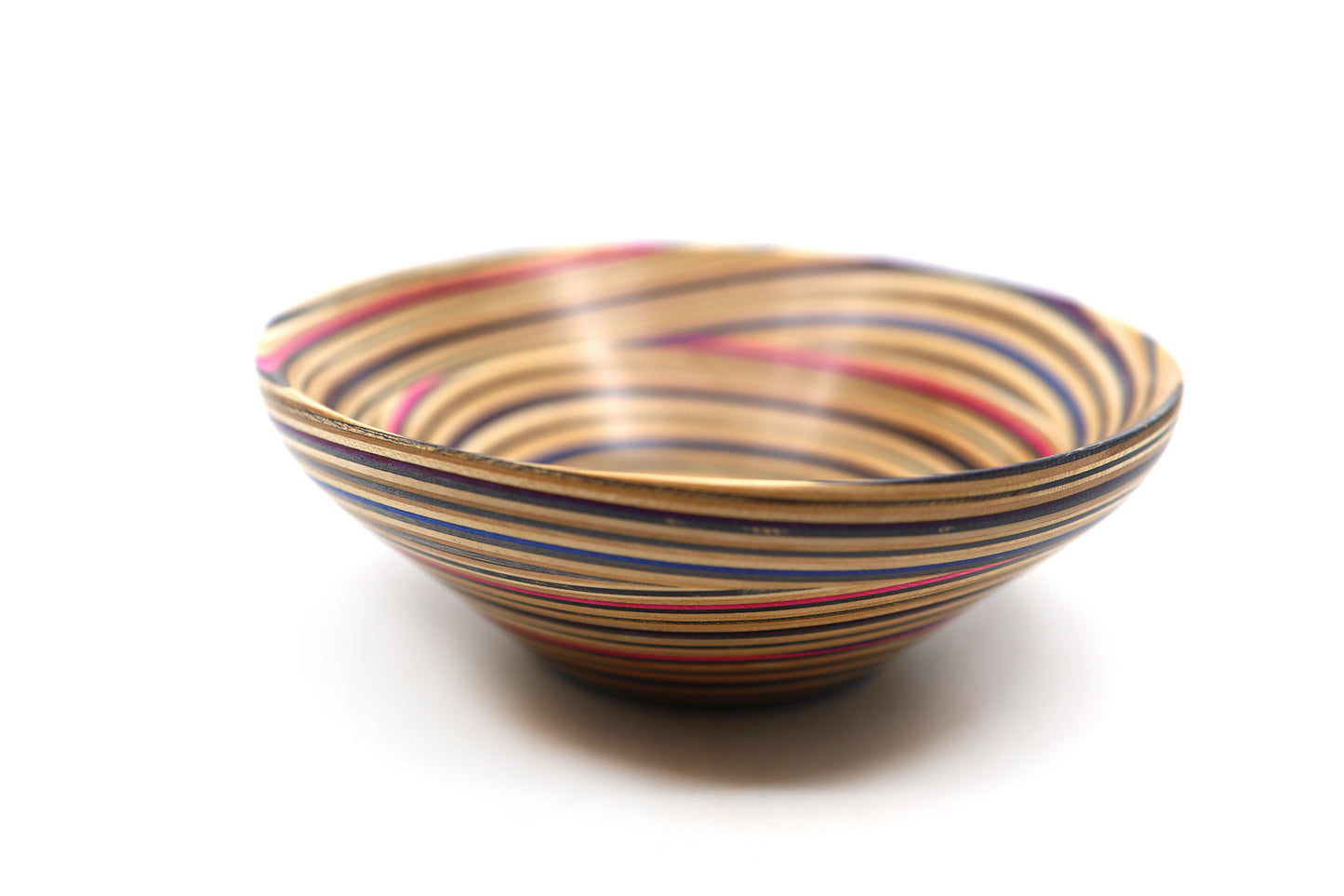 'WAVE' SKATEBOARD BOWL