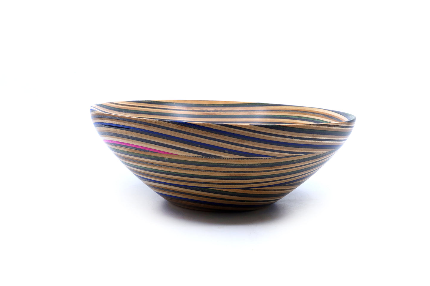 'WAVE' SKATEBOARD BOWL