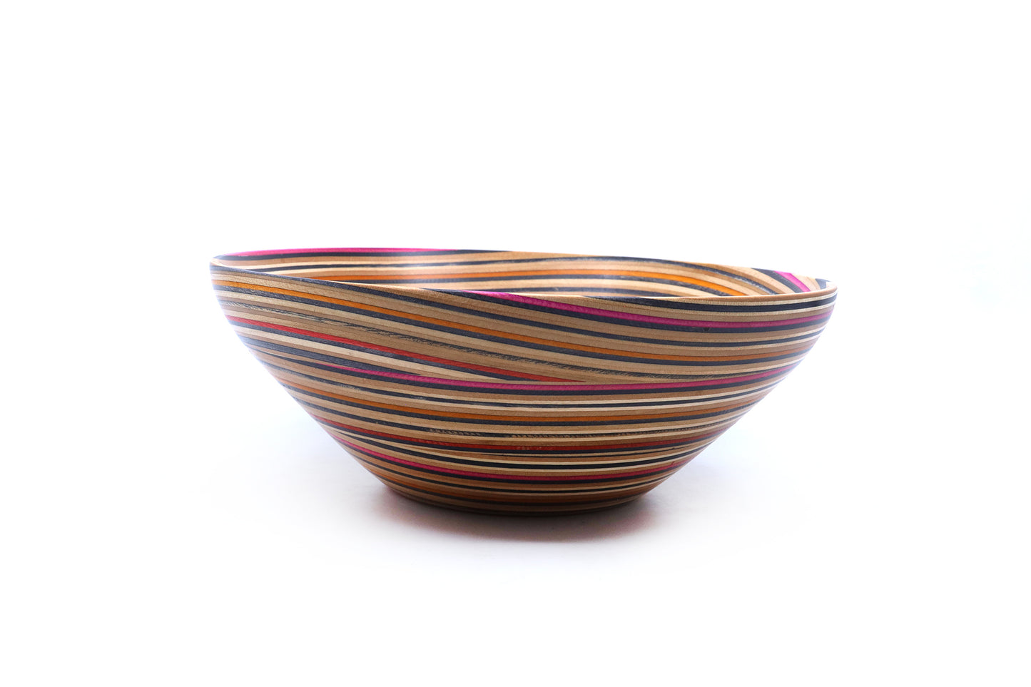 'WAVE' SKATEBOARD BOWL
