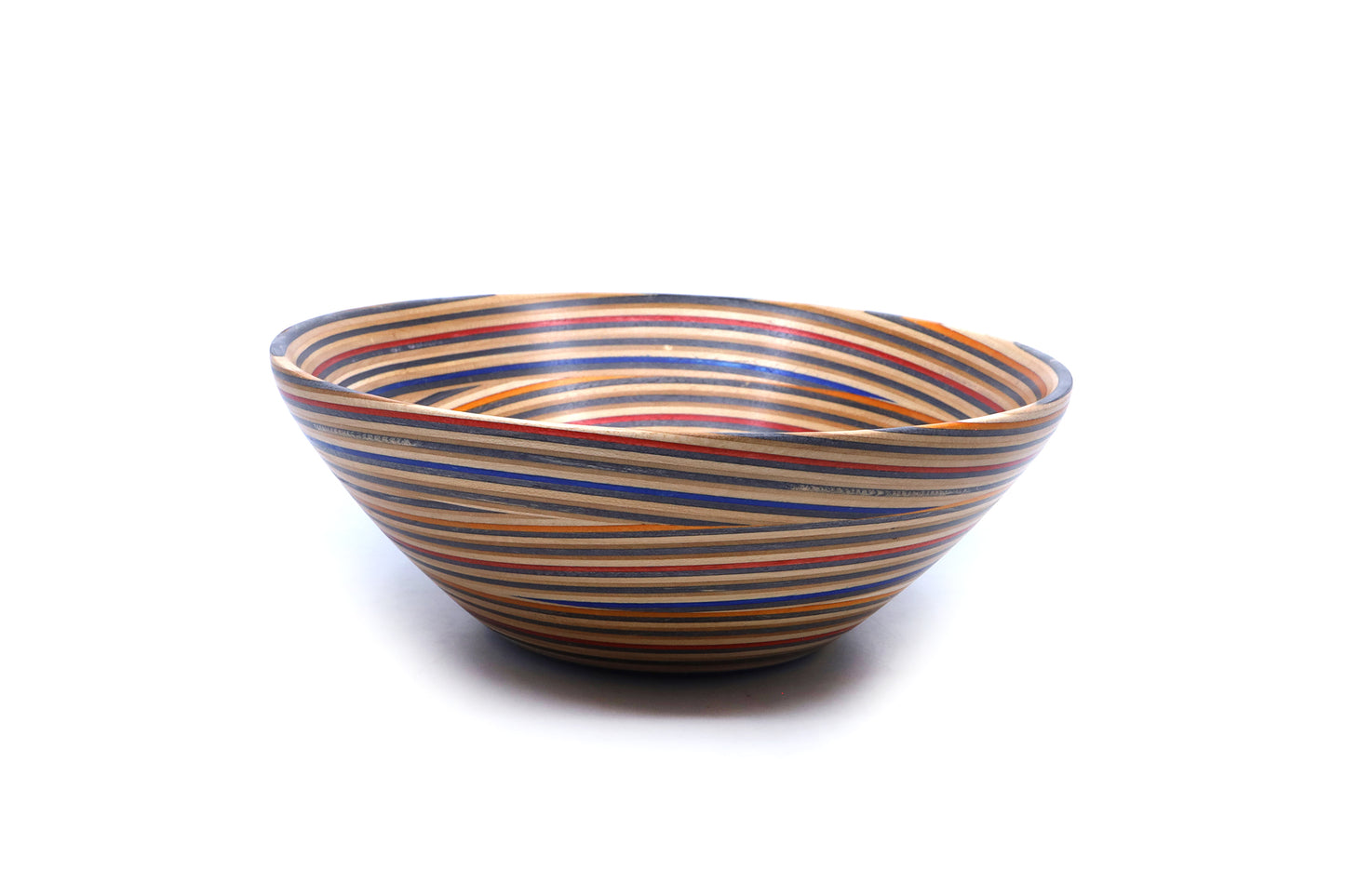 'WAVE' SKATEBOARD BOWL