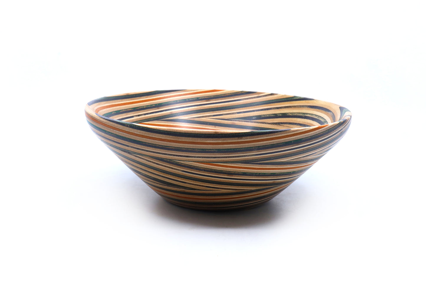 'WAVE' SKATEBOARD BOWL