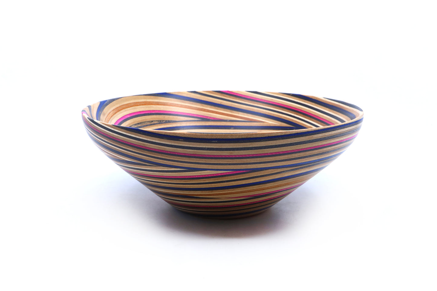 'WAVE' SKATEBOARD BOWL