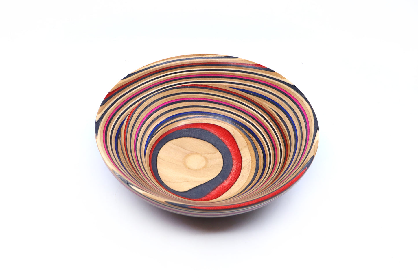 'WAVE' SKATEBOARD BOWL