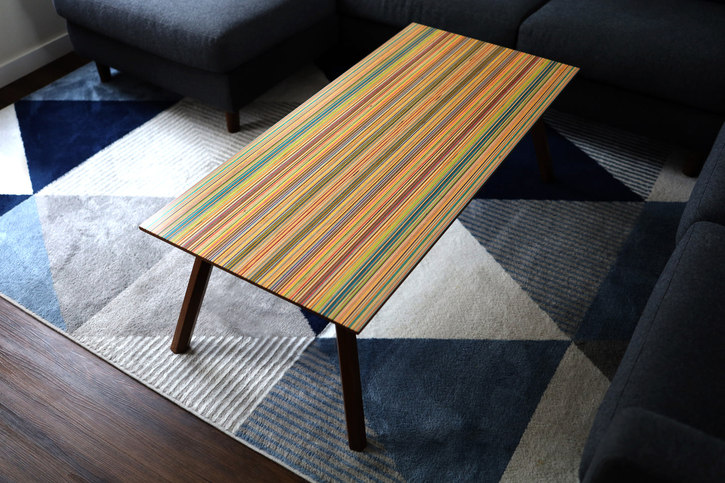 'XY' COFFEE TABLE