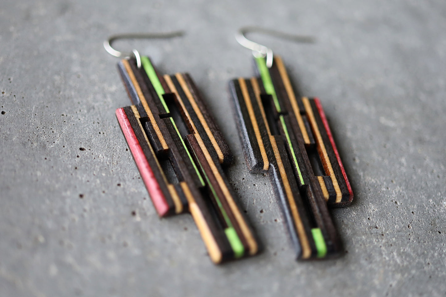 'ENNIS' DANGLE EARRINGS
