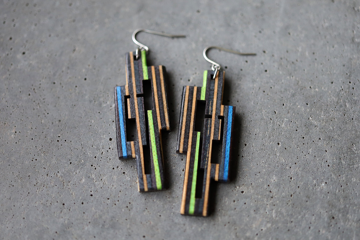 'ENNIS' DANGLE EARRINGS