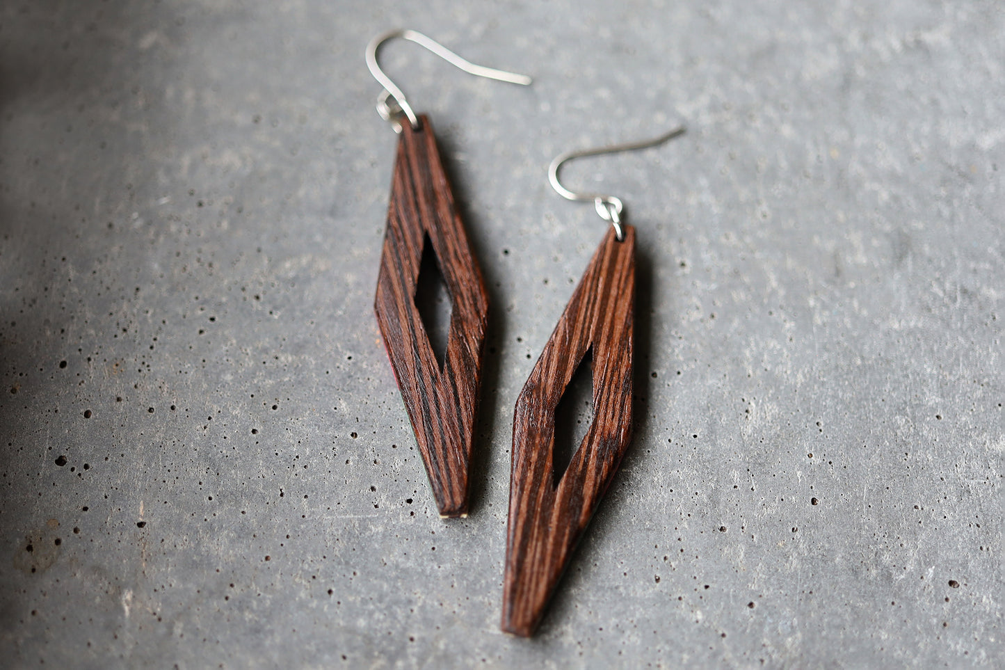 'RHOMBUS' DANGLE EARRINGS