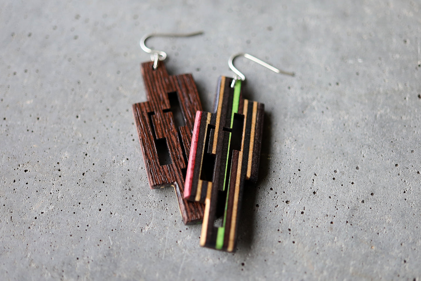 'ENNIS' DANGLE EARRINGS