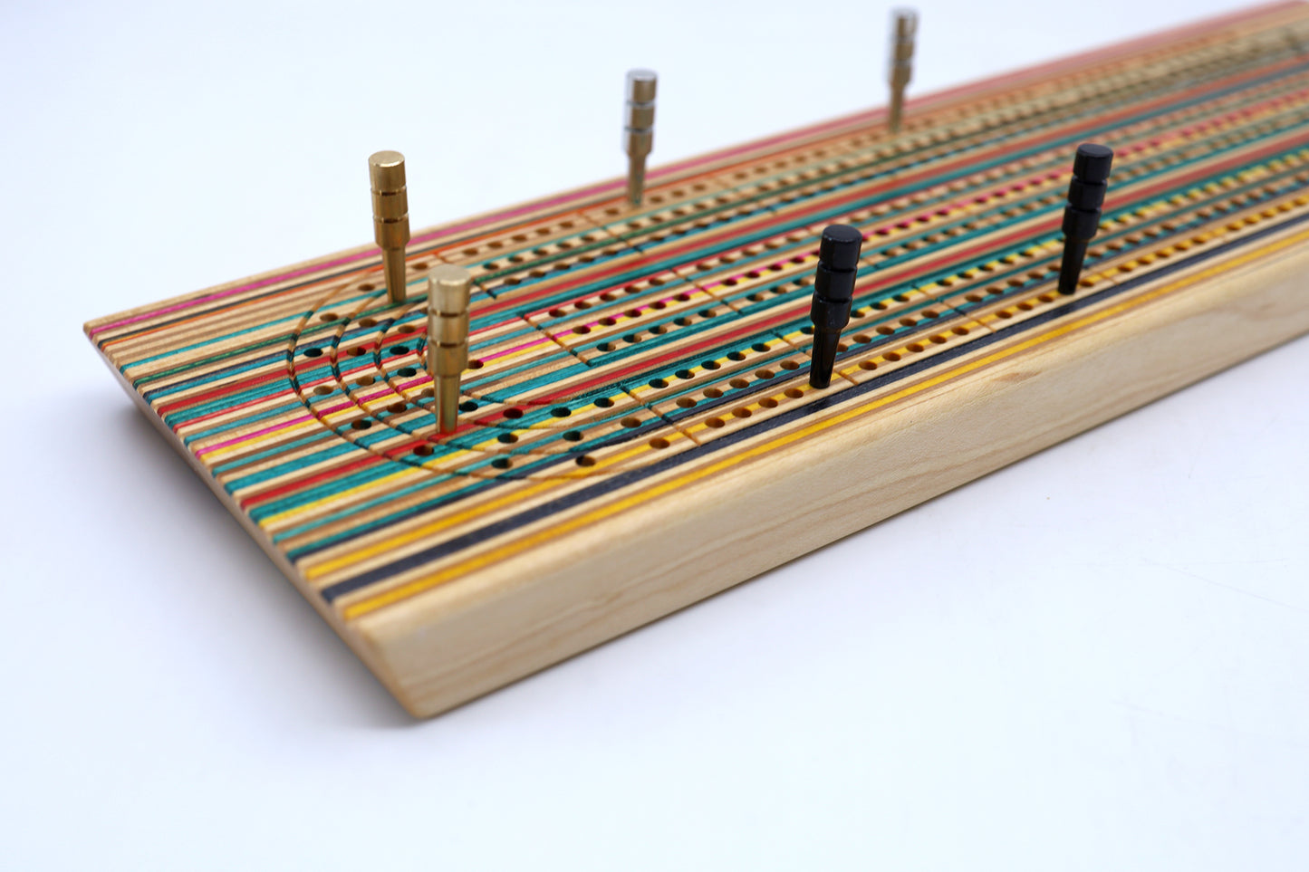 SKATEBOARD CRIBBAGE BOARD