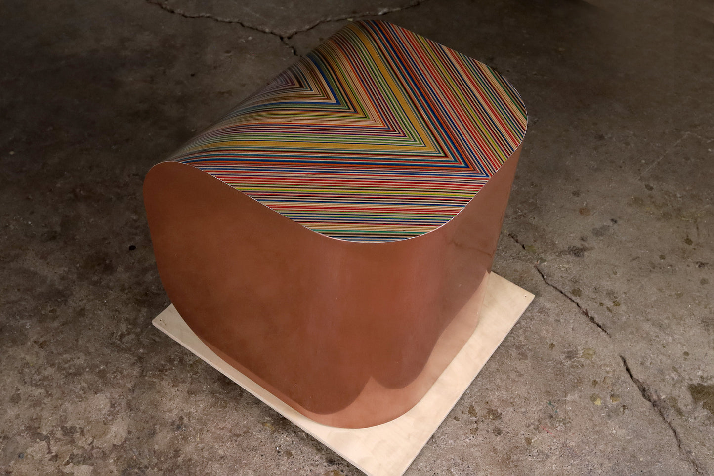 'R5' END TABLE IN COPPER