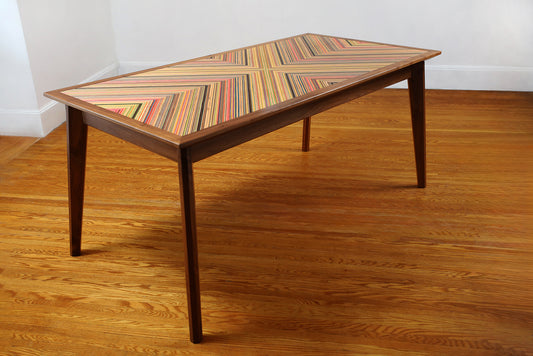 'XY' DINING TABLE