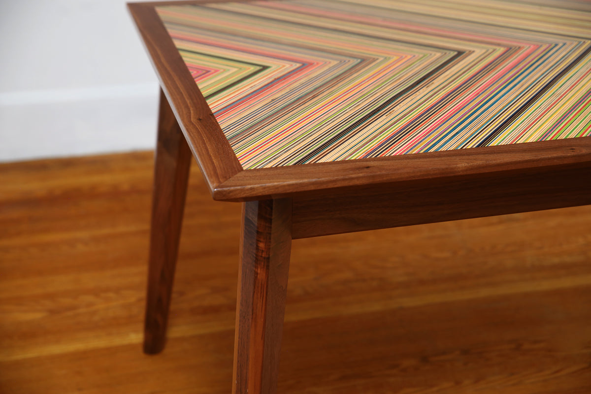 'XY' DINING TABLE