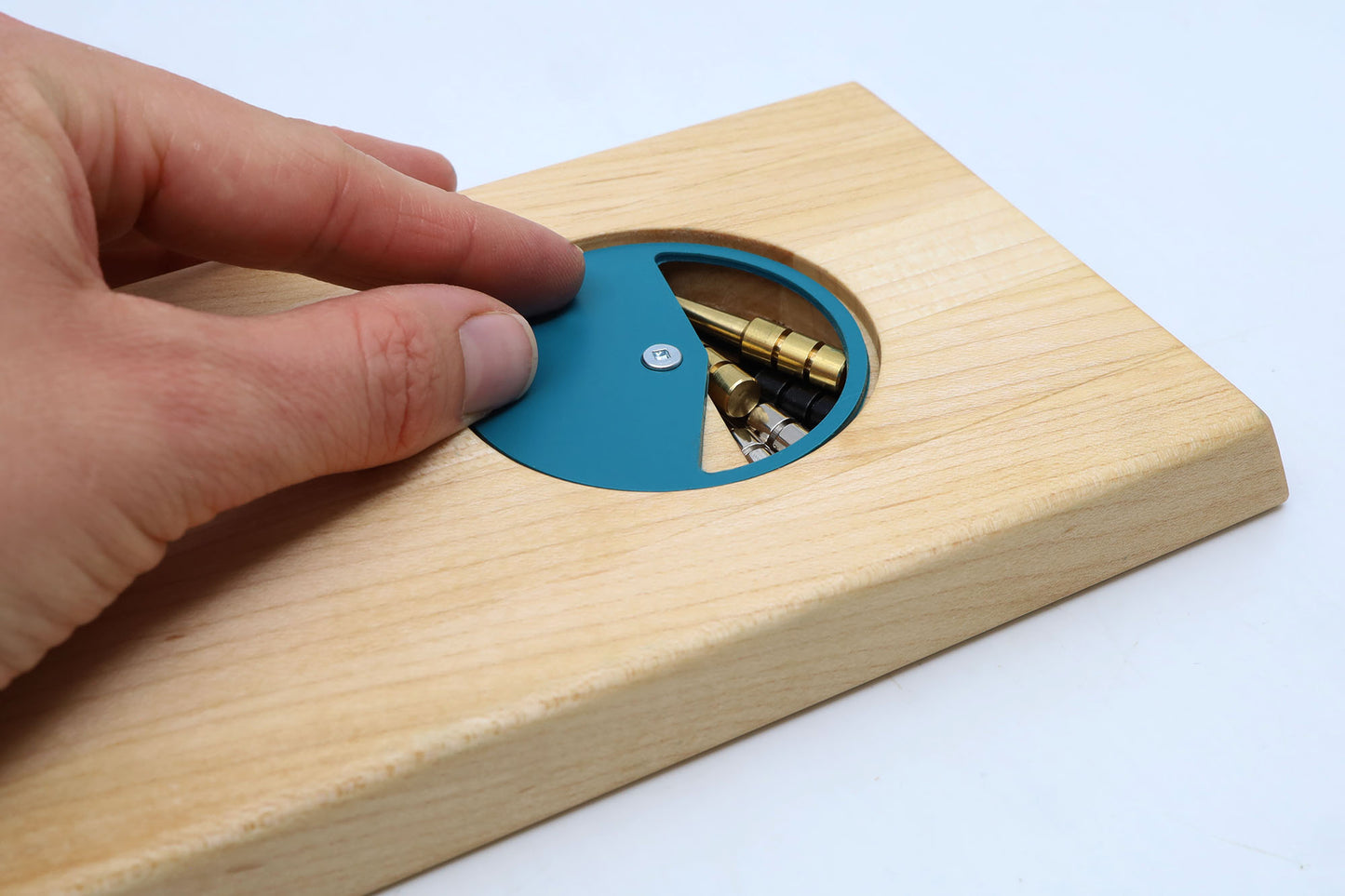 SKATEBOARD CRIBBAGE BOARD
