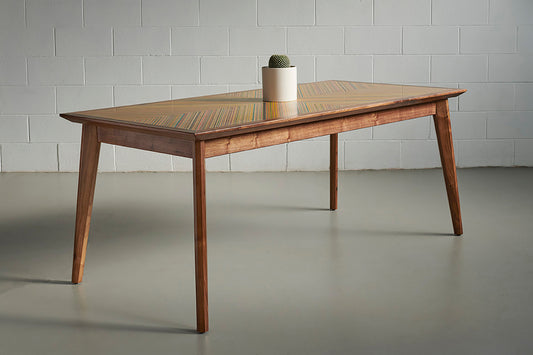 'XY' DINING TABLE