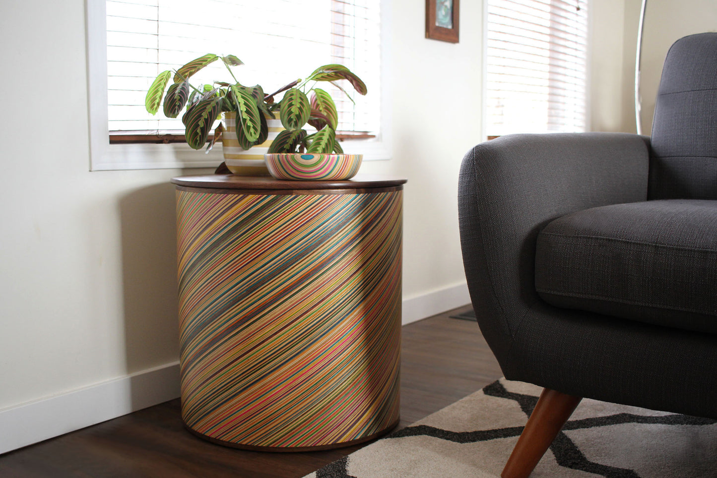 'ROUND BOIS' END TABLE SET